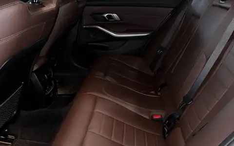BMW 3 SERIES 2021 — 8