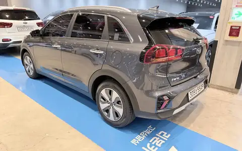 KIA NIRO 2020 — 4