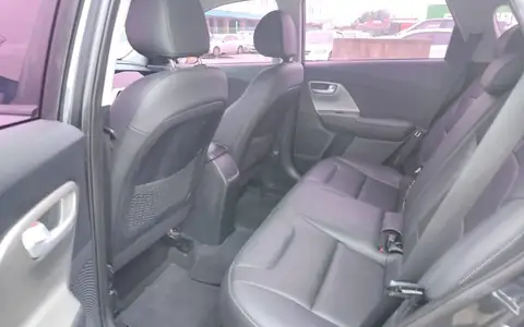 KIA NIRO 2020 — 7